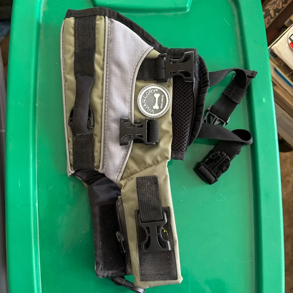 XS Viva Glory Olive Green & Gray Dog Life Jacket
